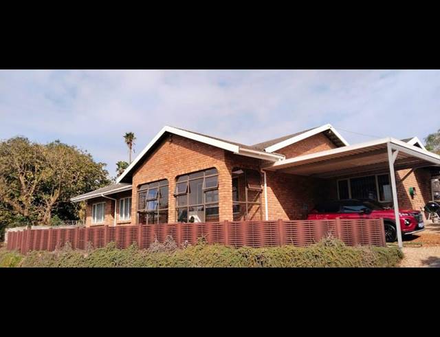 4 BEDROOM HOUSE FOR SALE IN NORTHDENE